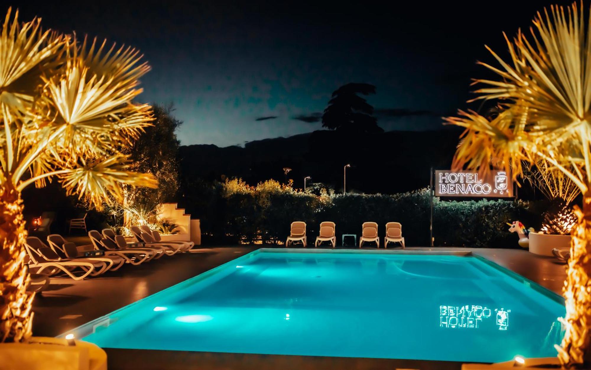 Hotel Benaco Desenzano del Garda Kültér fotó