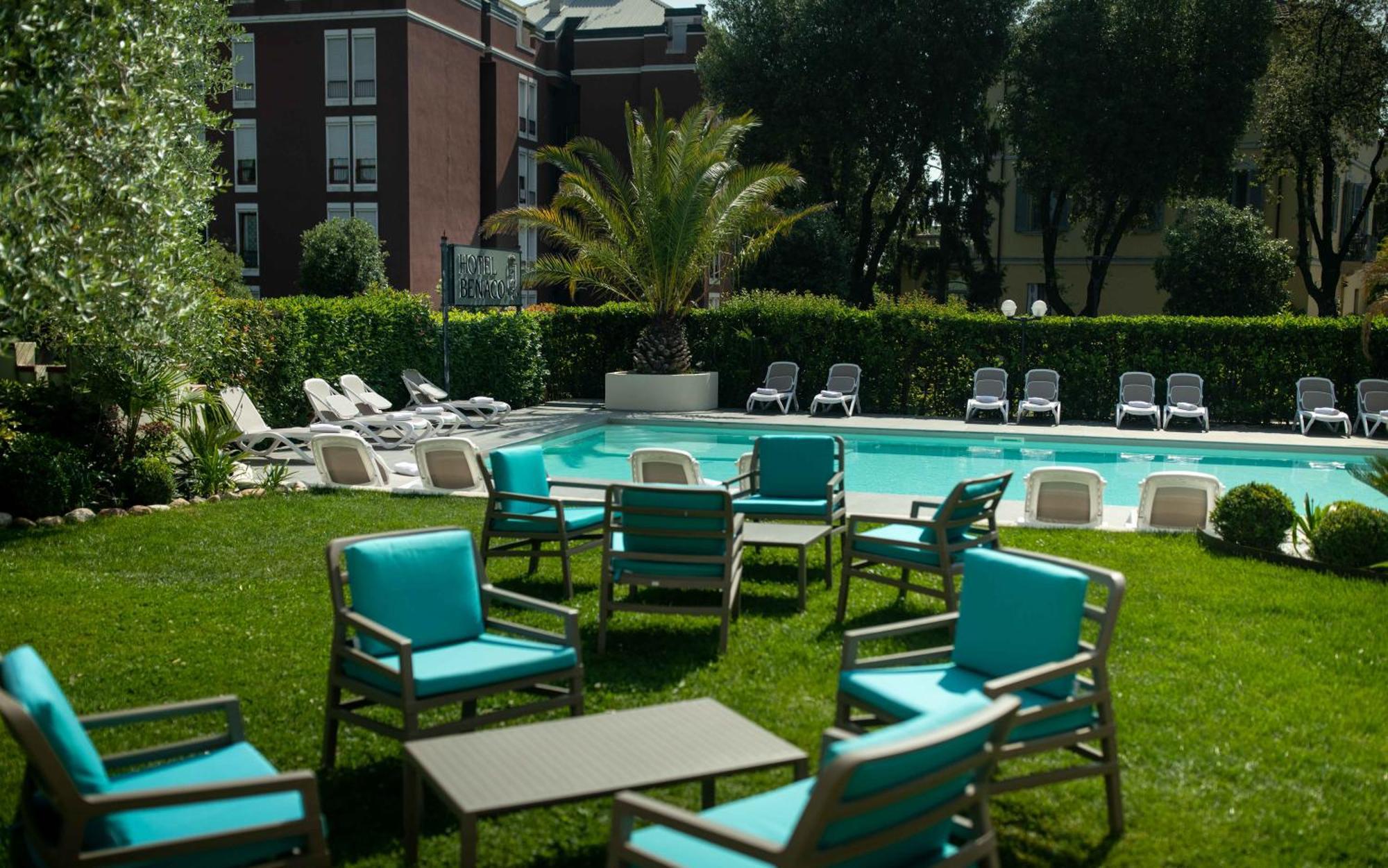 Hotel Benaco Desenzano del Garda Kültér fotó